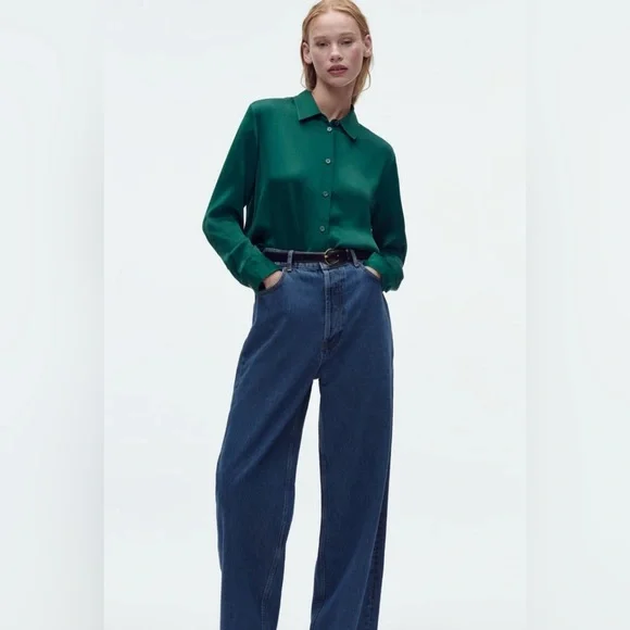 Satin shirt from Zara. Size S. Worn ONCE. Still brand new. - Picture 4 of 7